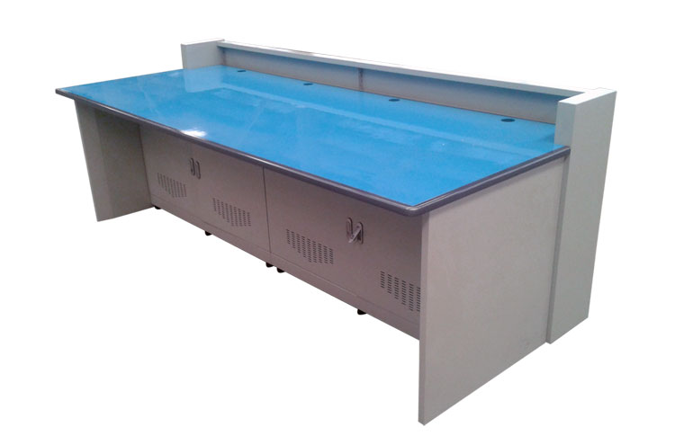 監(jiān)控操作臺